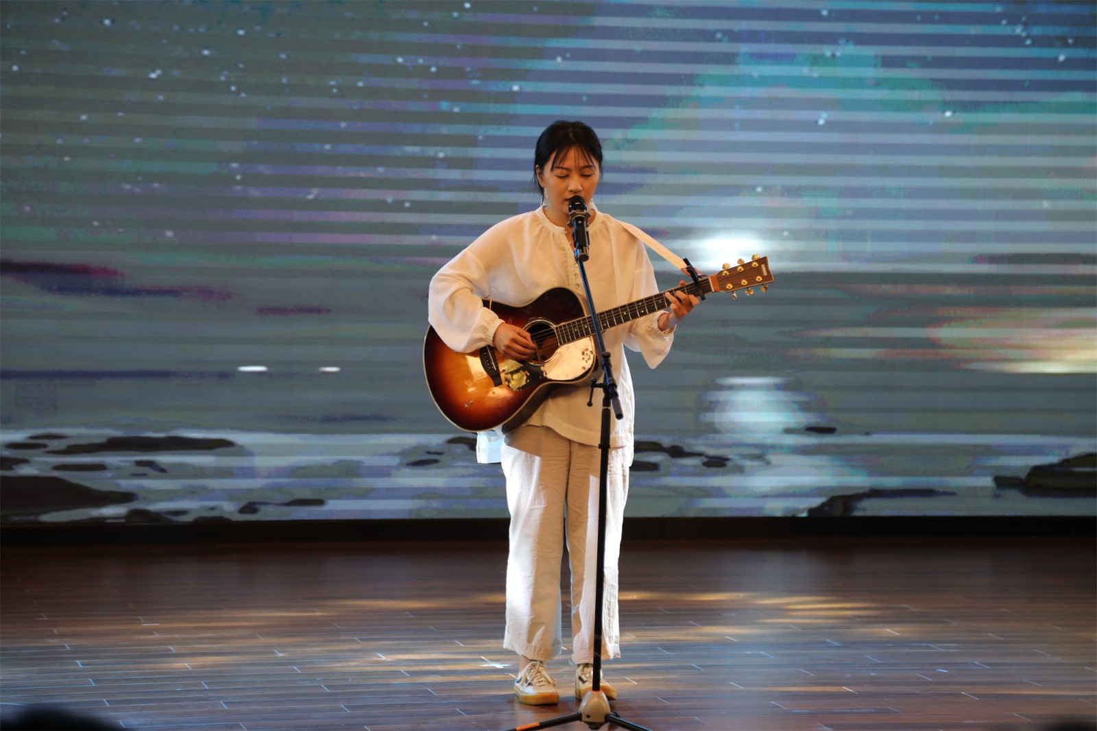 IMG_4438.jpg IMG_4438.jpg